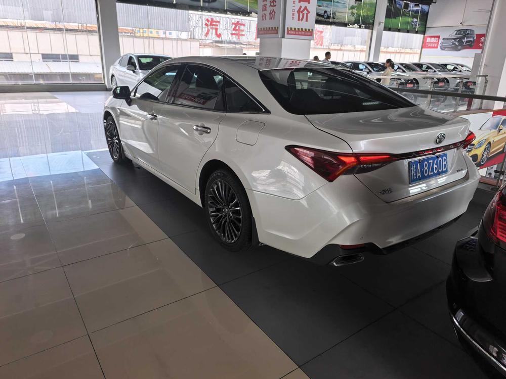 Toyota Avalon