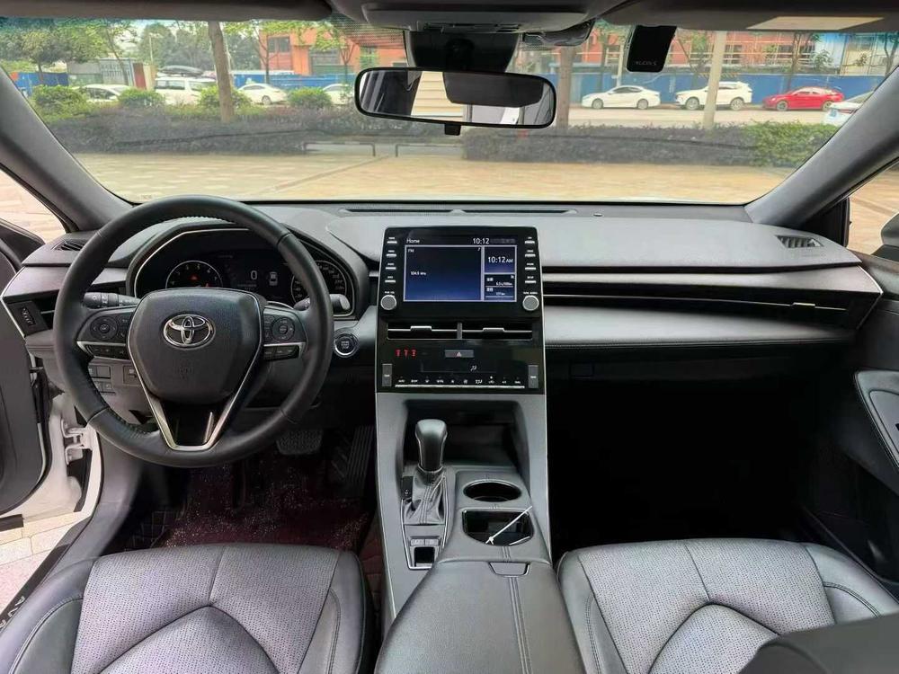 Toyota Avalon