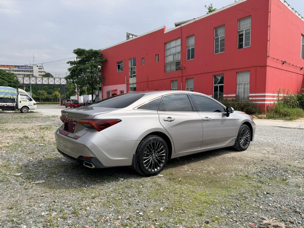 Toyota Avalon