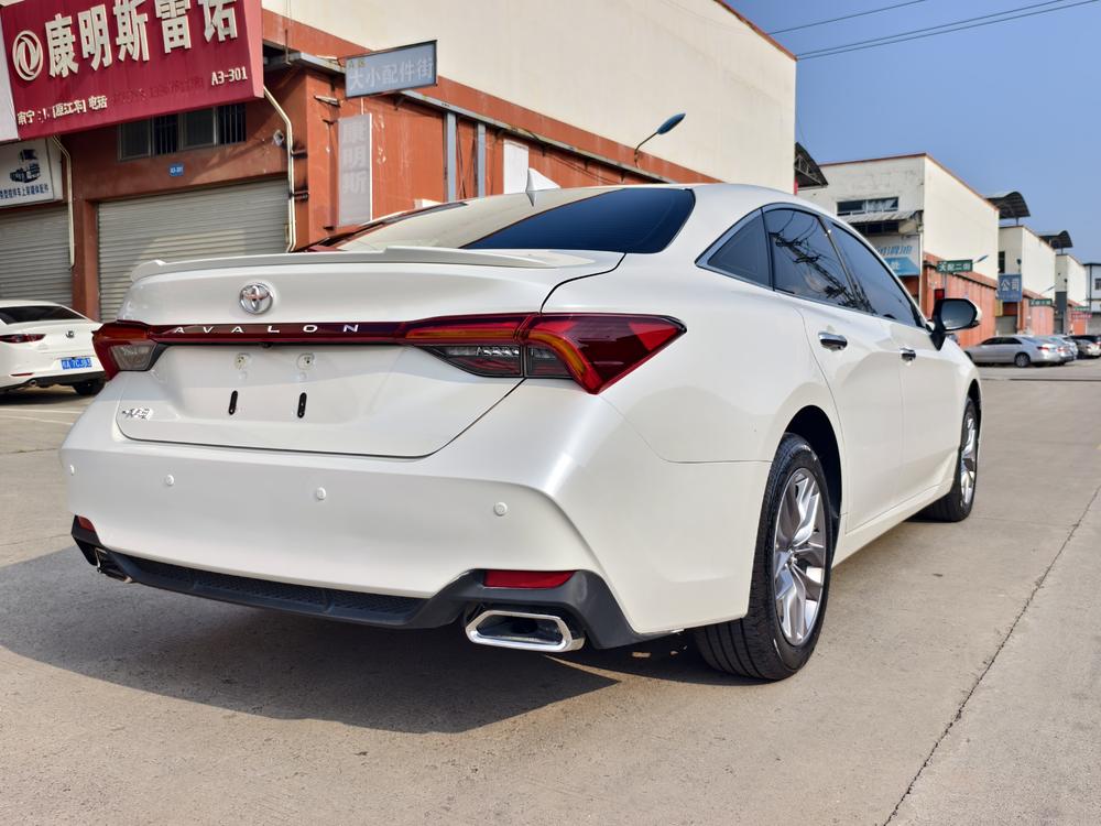 Toyota Avalon