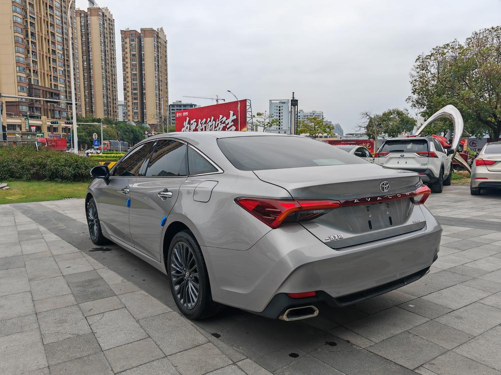 Toyota Avalon