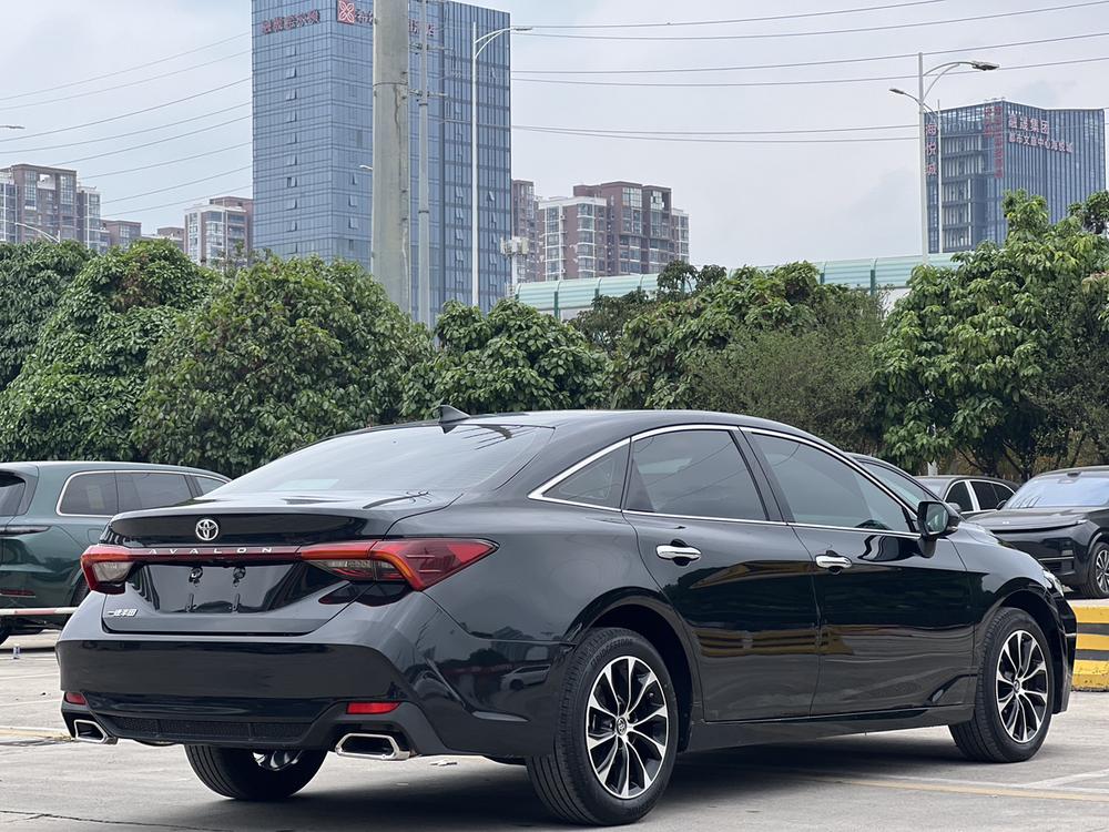 Toyota Avalon