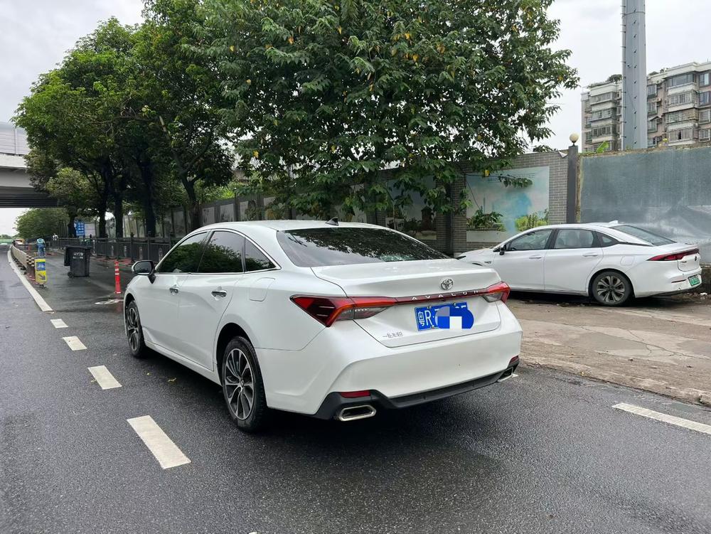 Toyota Avalon