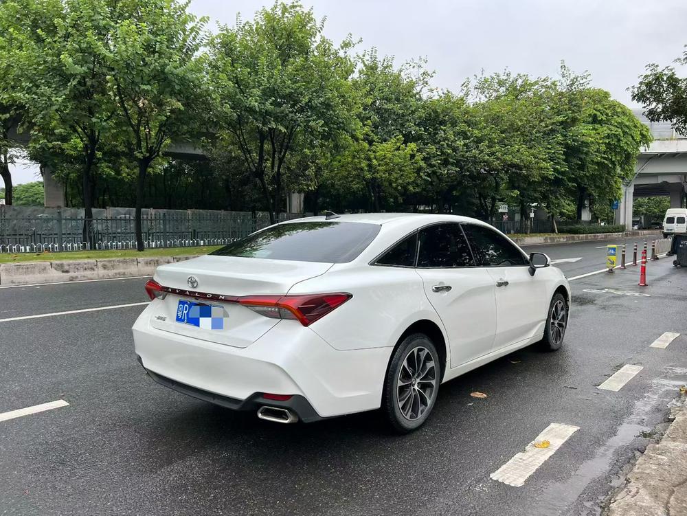 Toyota Avalon