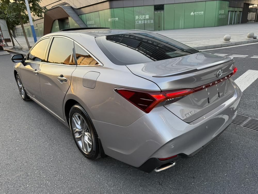 Toyota Avalon