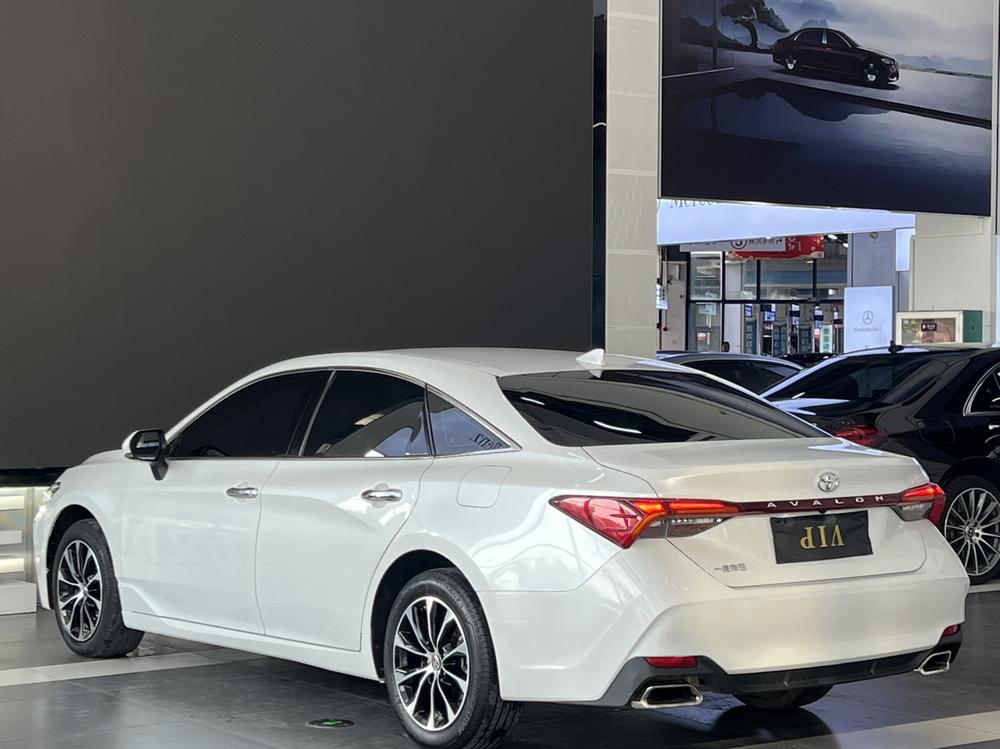 Toyota Avalon
