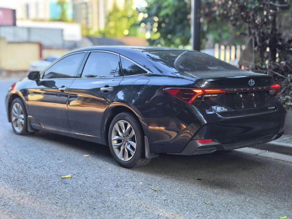 Toyota Avalon