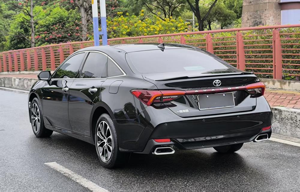 Toyota Avalon