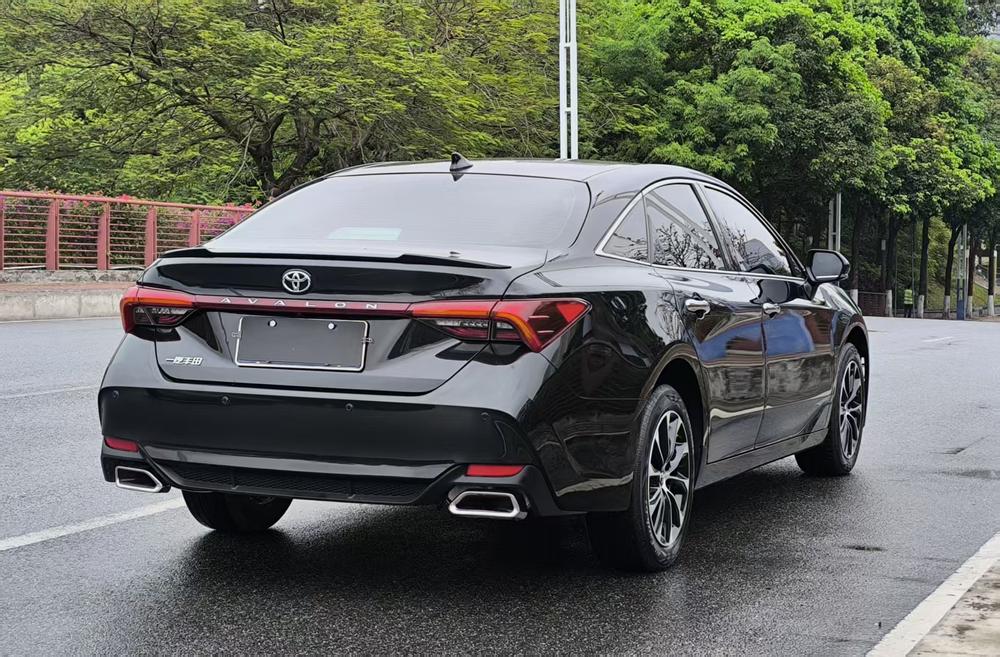 Toyota Avalon