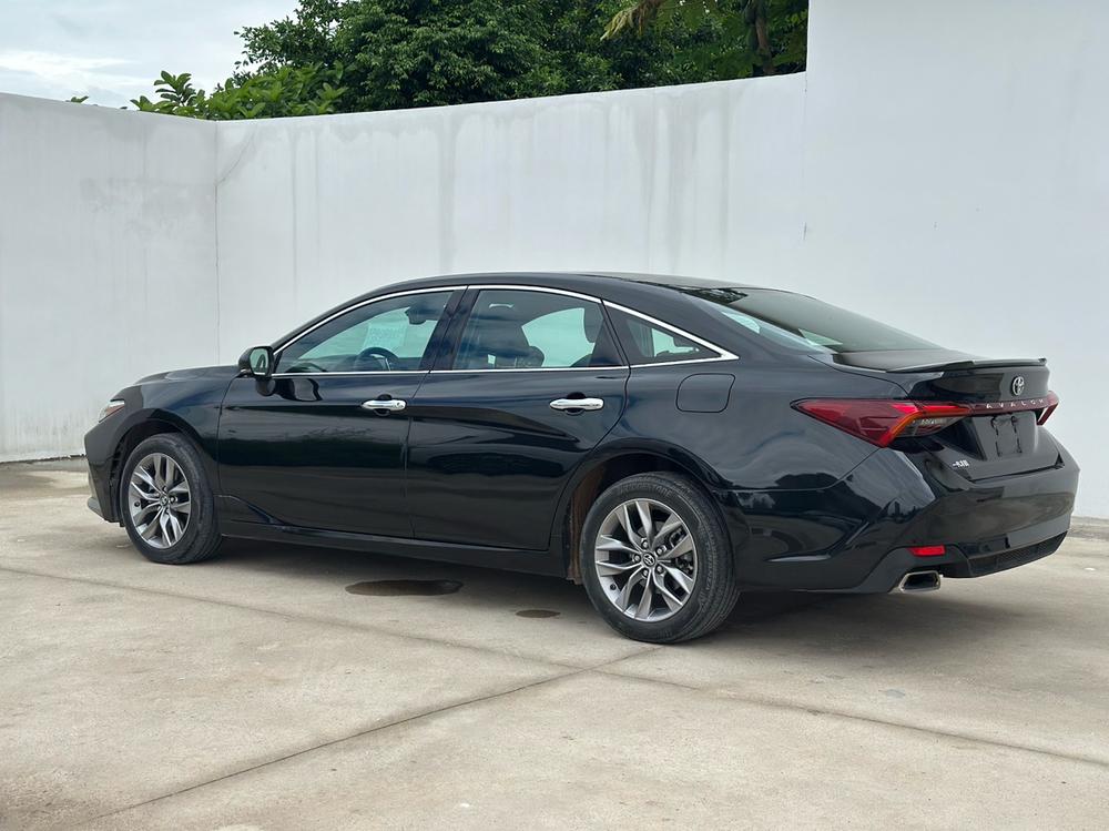Toyota Avalon