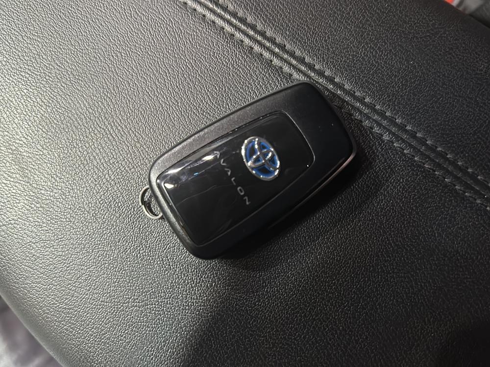 Toyota Avalon