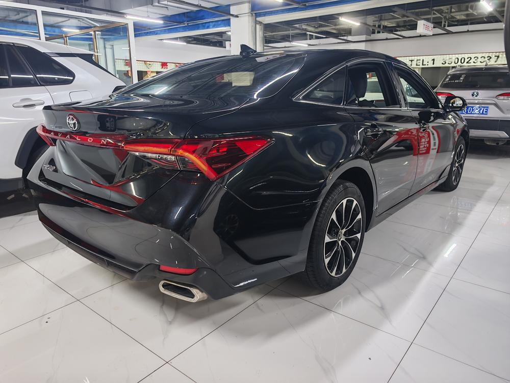 Toyota Avalon