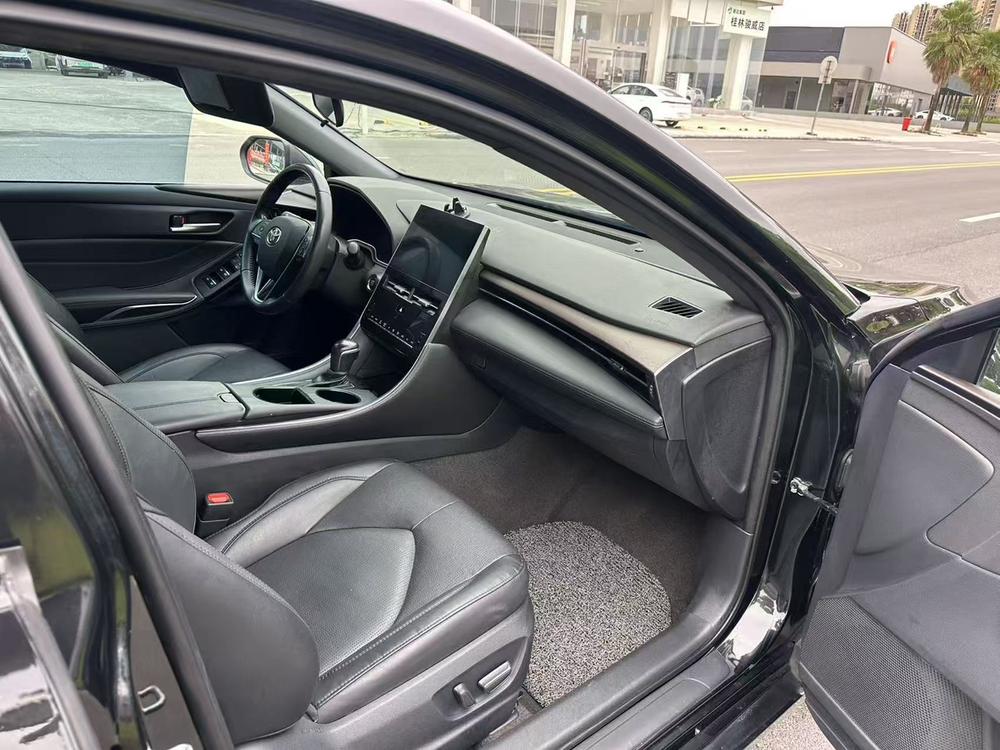Toyota Avalon