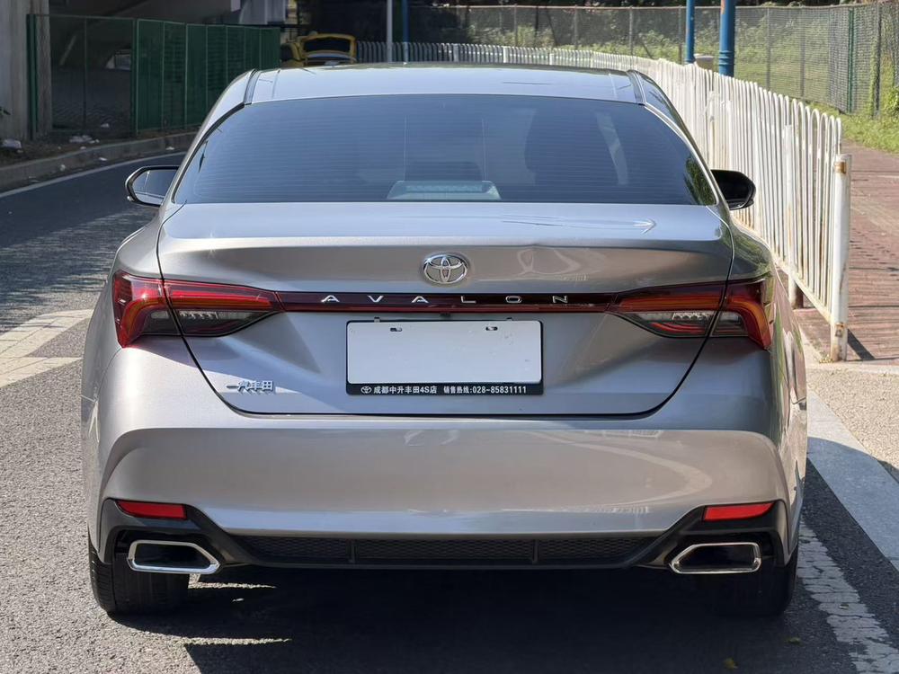 Toyota Avalon