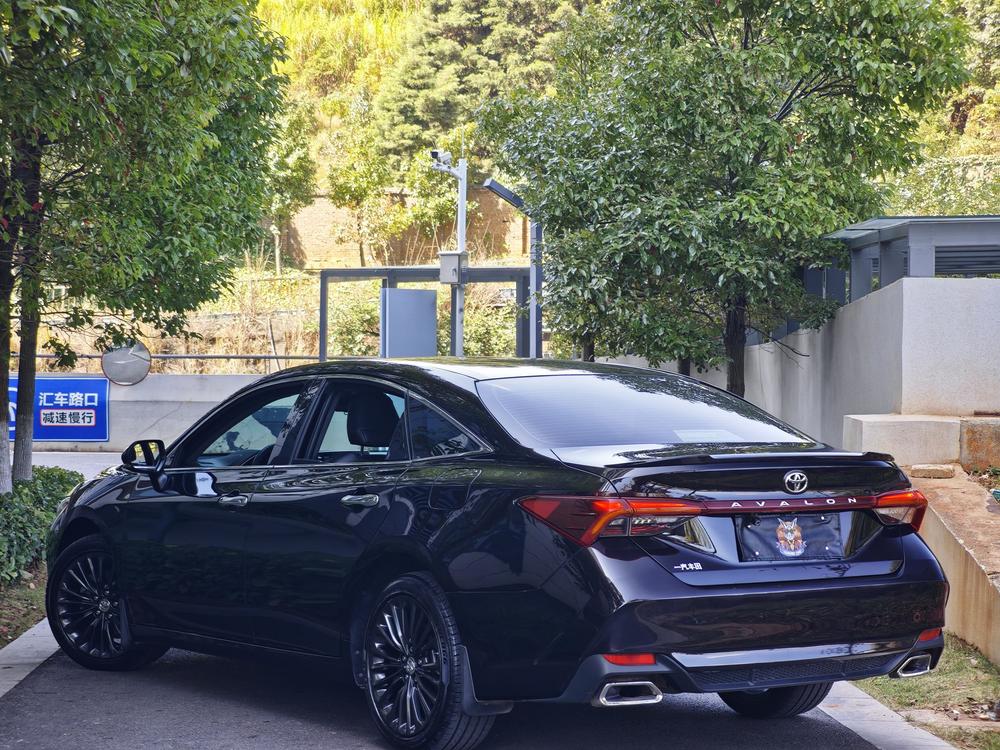 Toyota Avalon