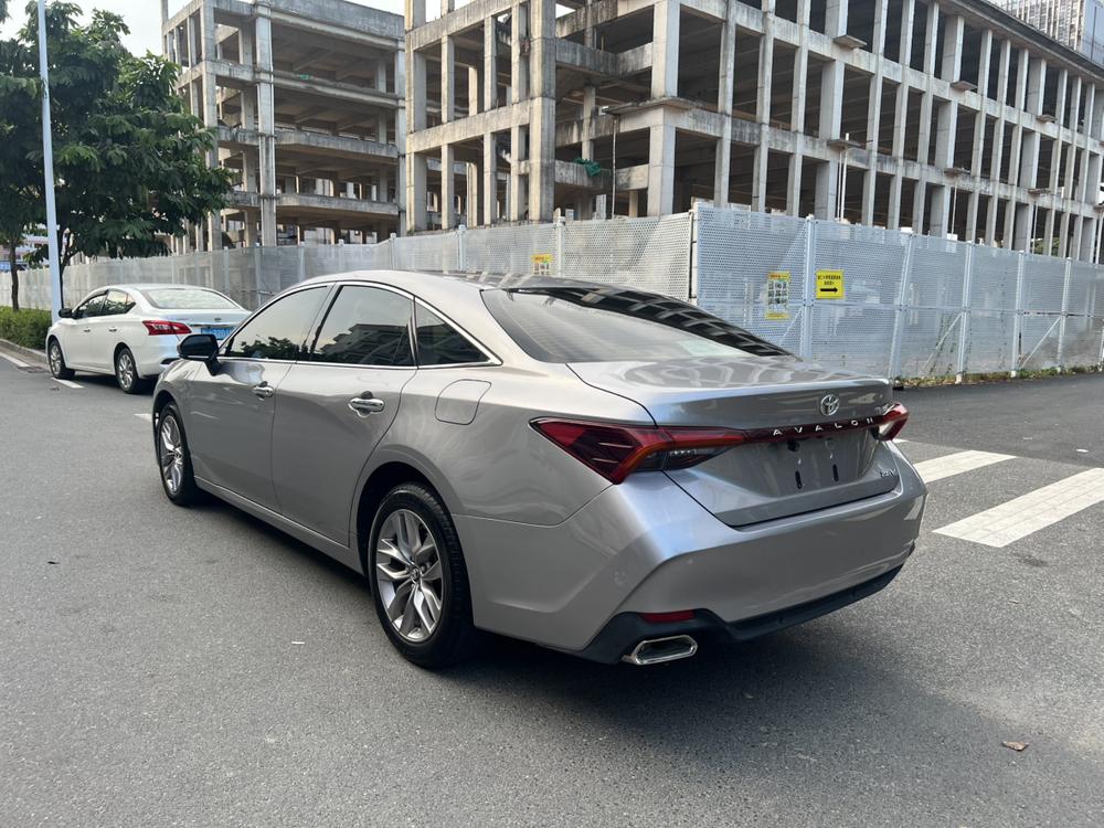 Toyota Avalon
