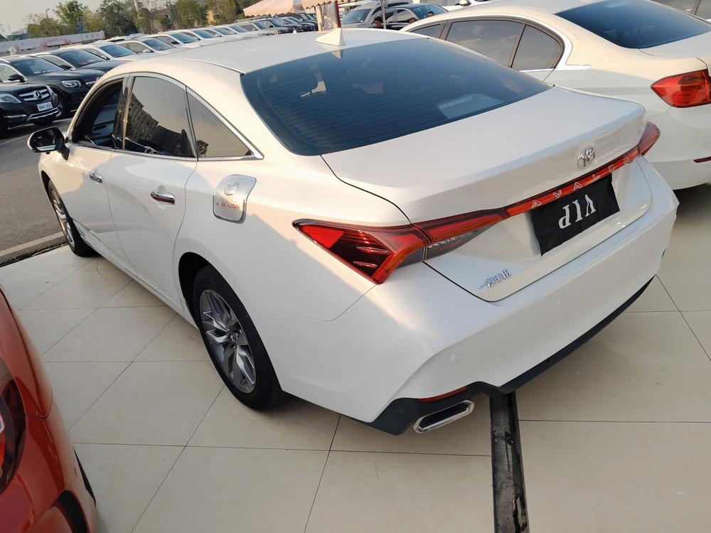 Toyota Avalon