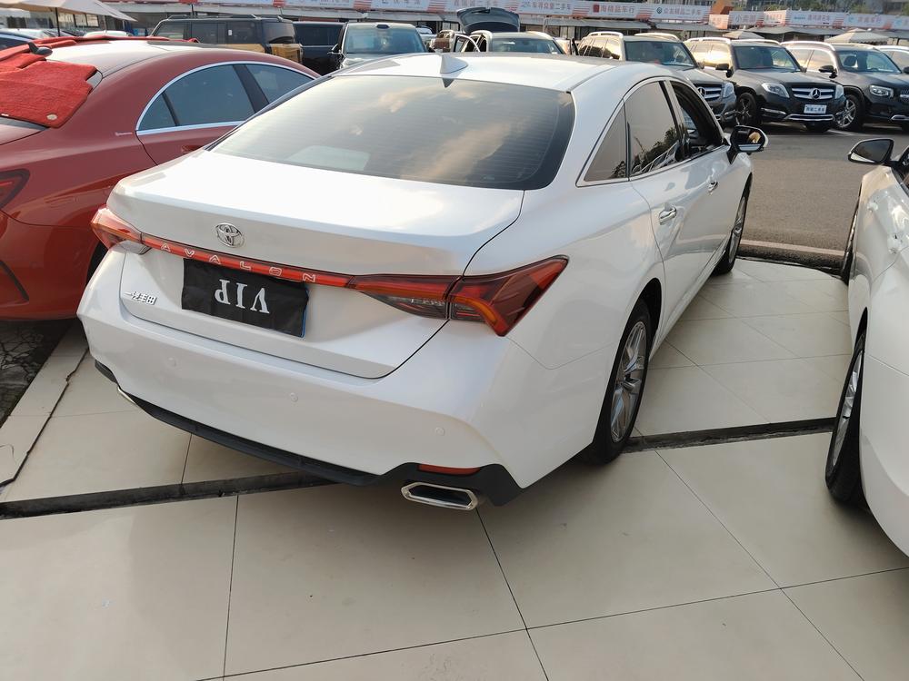 Toyota Avalon
