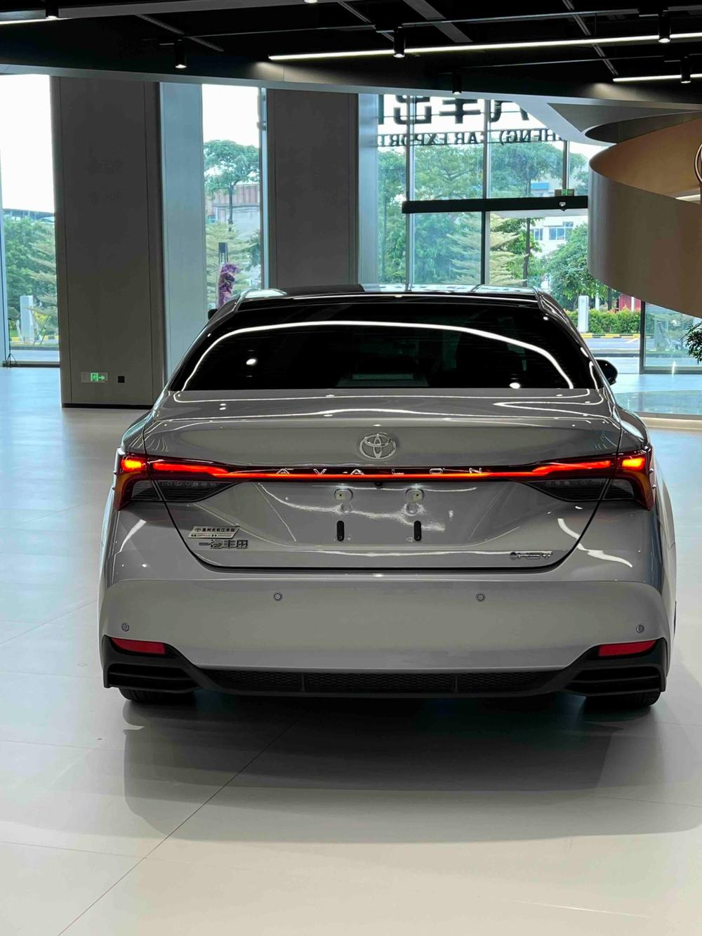 Toyota Avalon