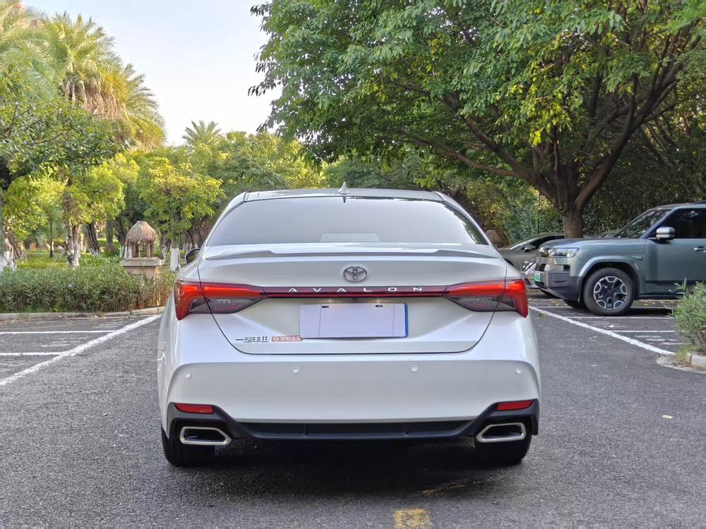 Toyota Avalon