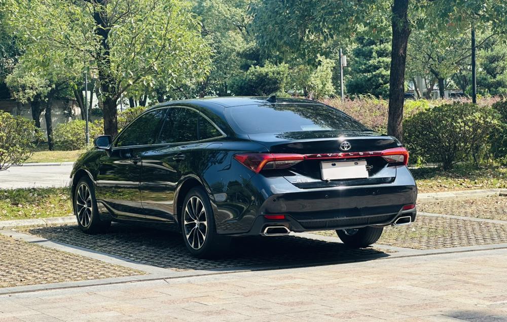 Toyota Avalon