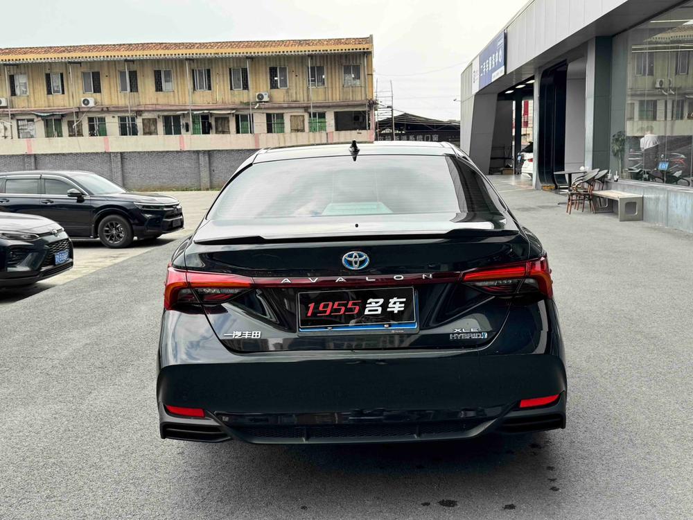 Toyota Avalon