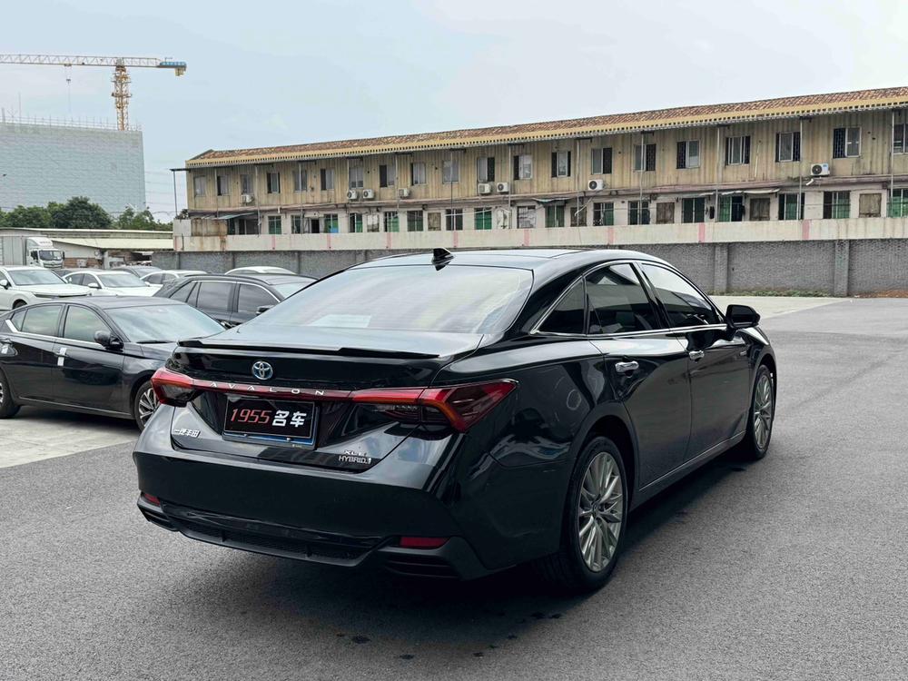 Toyota Avalon