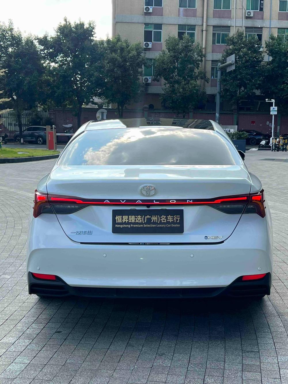 Toyota Avalon