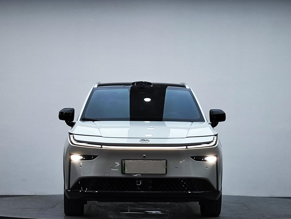Toyota Bozhi 3X