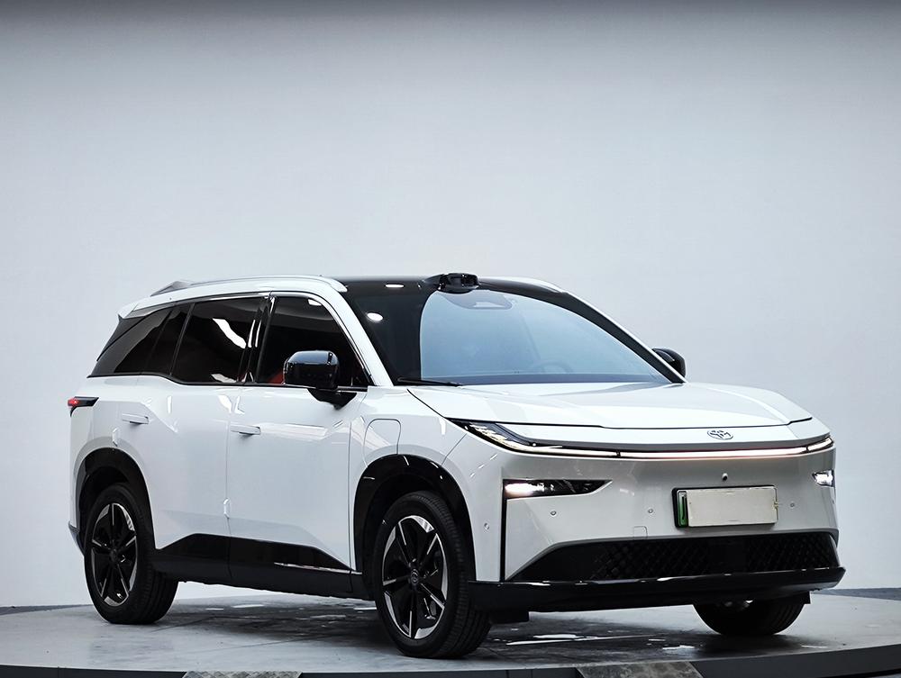 Toyota Bozhi 3X
