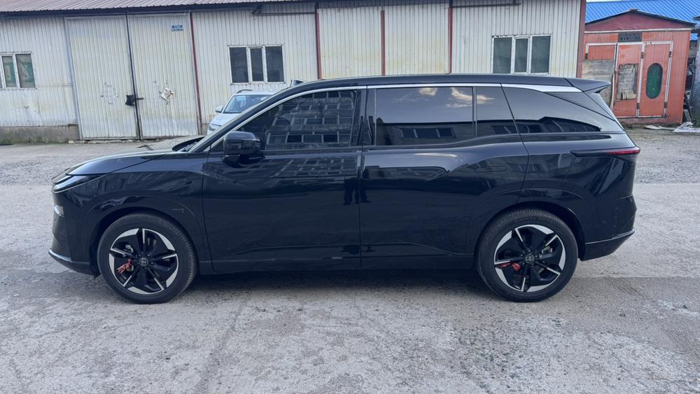 Toyota Bozhi 3X