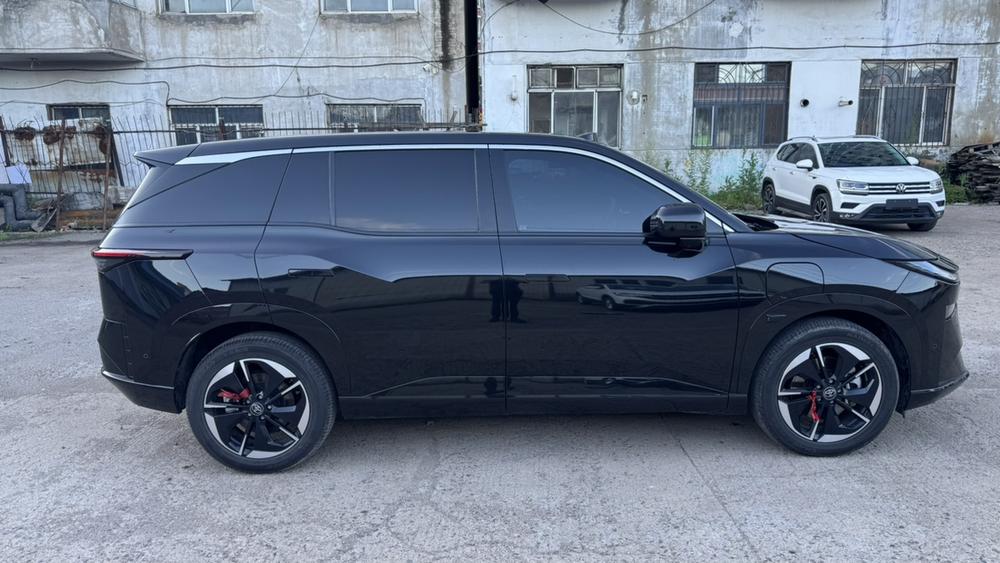 Toyota Bozhi 3X