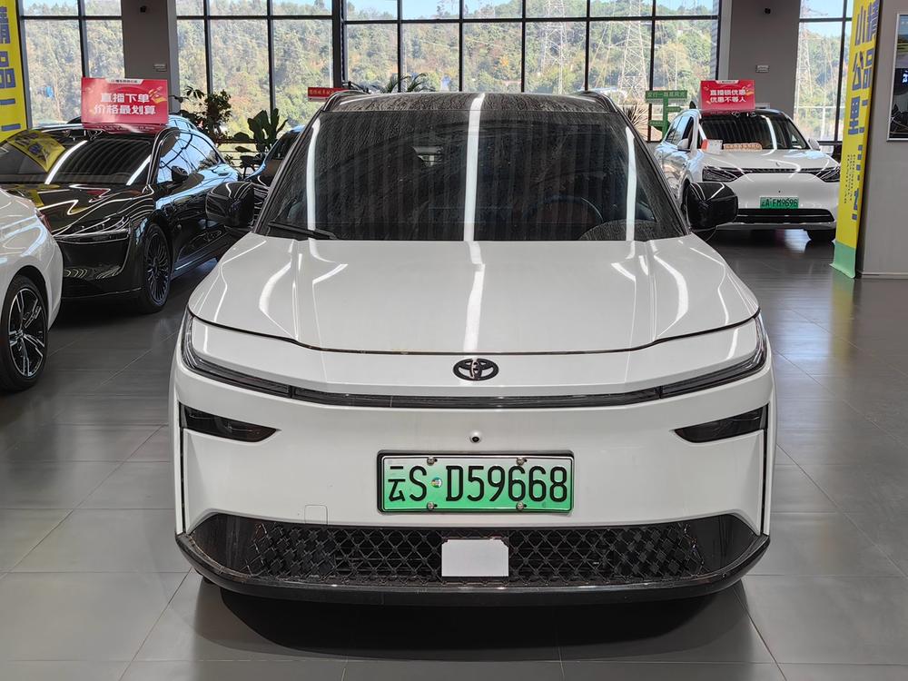 Toyota Bozhi 3X
