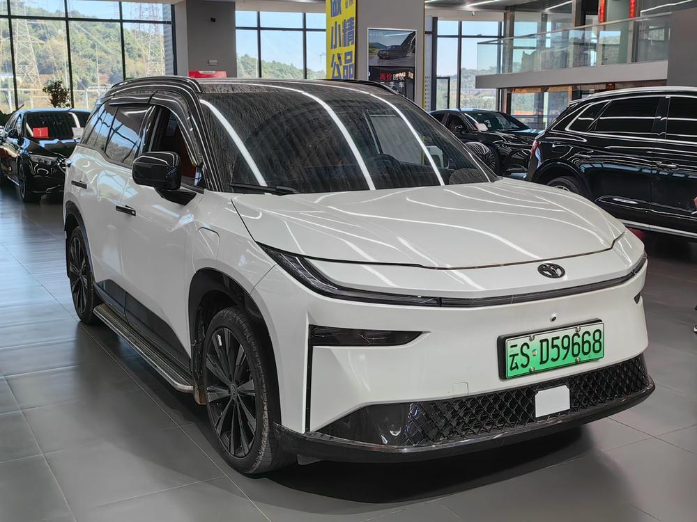 Toyota Bozhi 3X