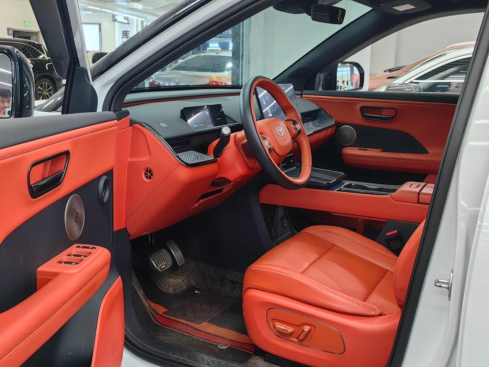 Toyota Bozhi 3X