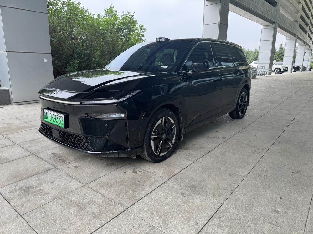 Toyota Bozhi 3X