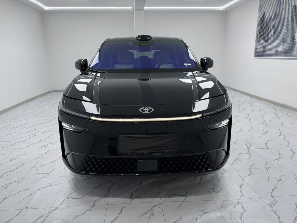 Toyota Bozhi 3X