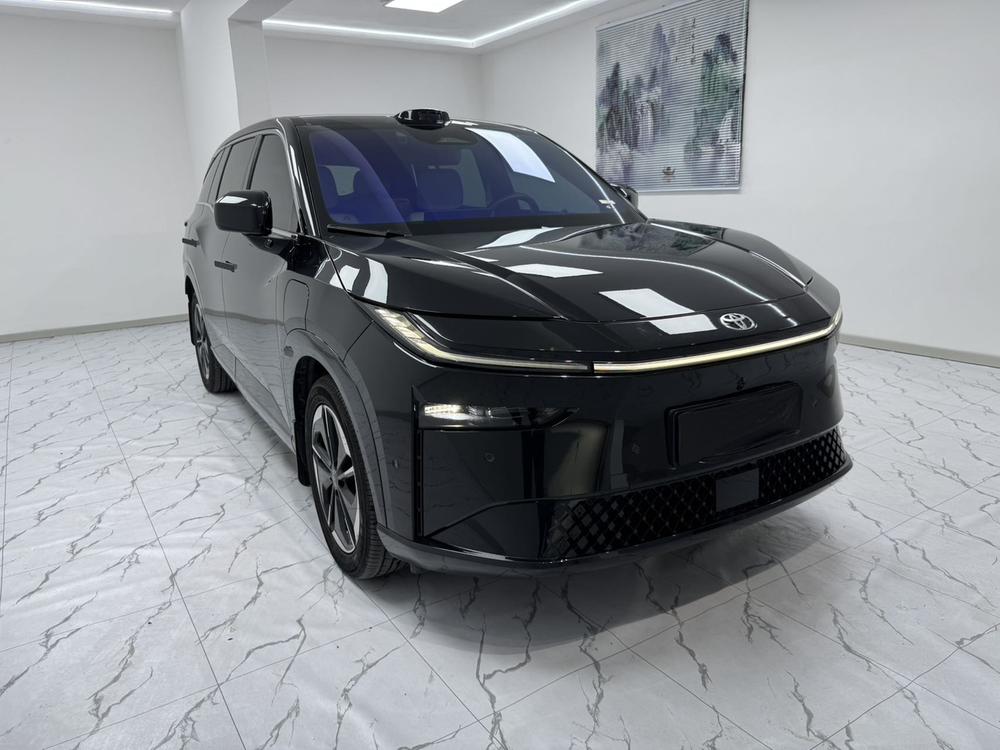 Toyota Bozhi 3X