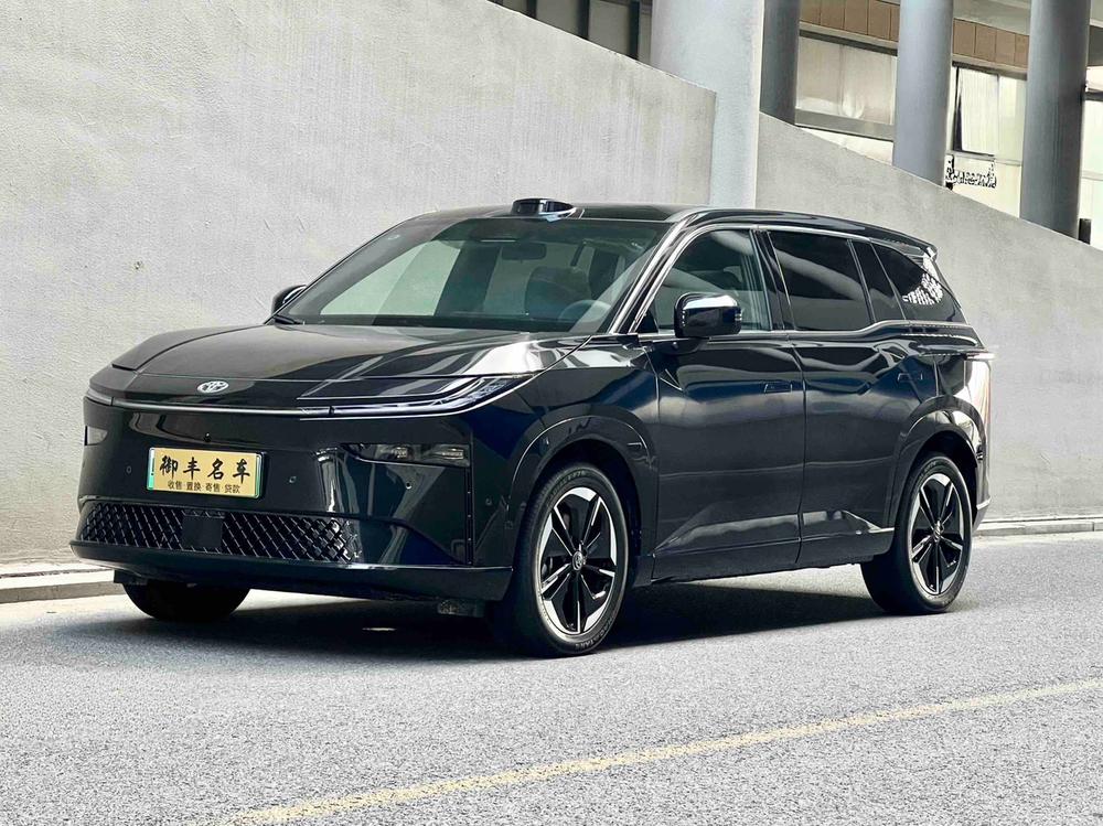 Toyota Bozhi 3X
