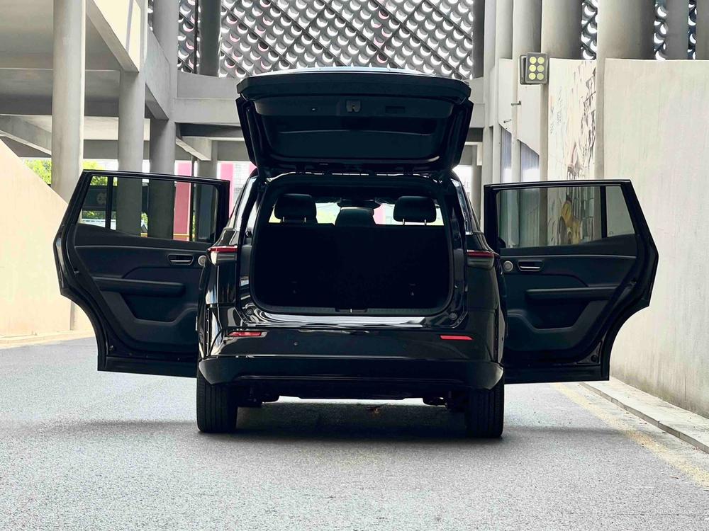 Toyota Bozhi 3X