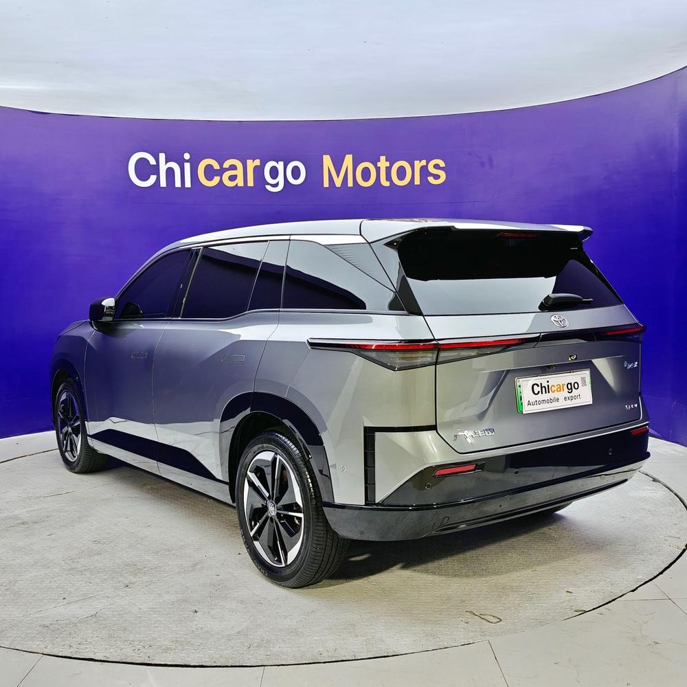 Toyota Bozhi 3X