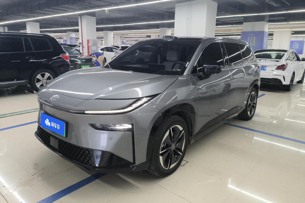 Toyota Bozhi 3X