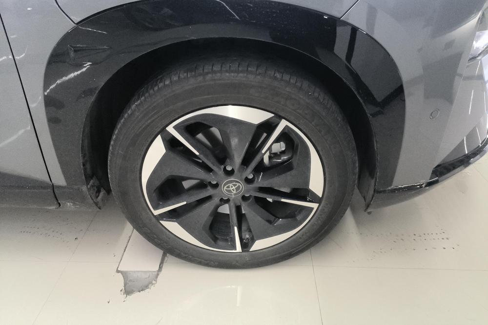 Toyota Bozhi 3X