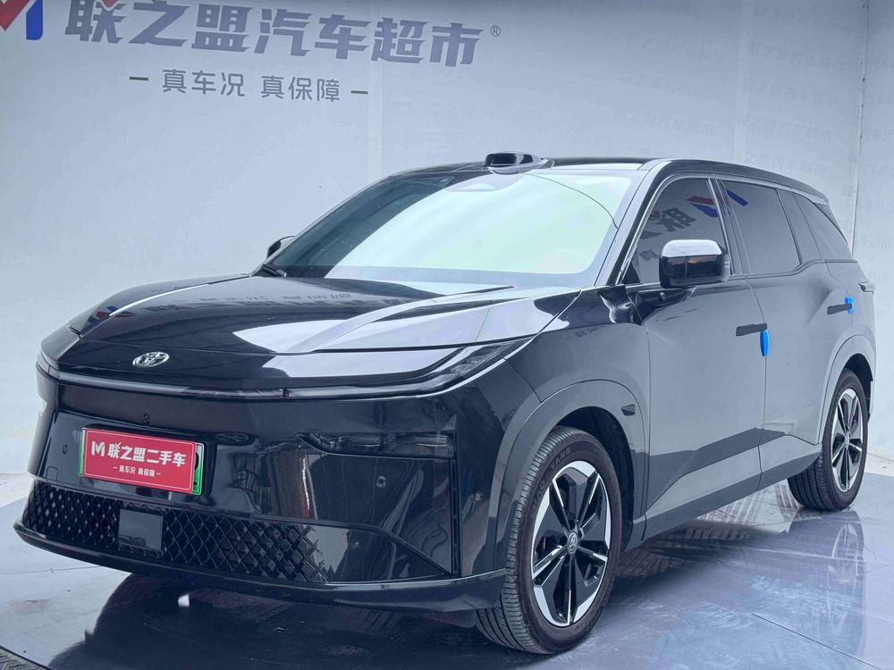 Toyota Bozhi 3X