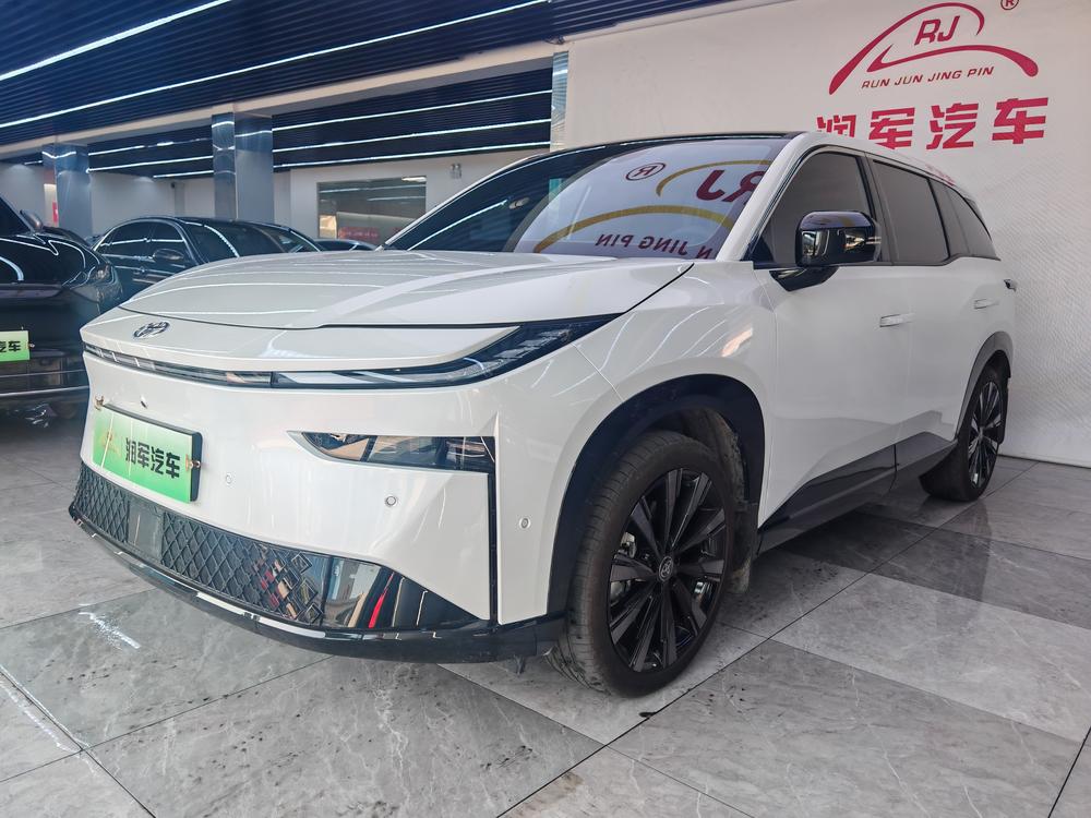 Toyota Bozhi 3X