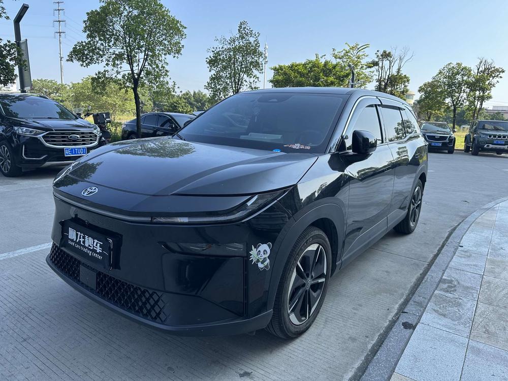 Toyota Bozhi 3X