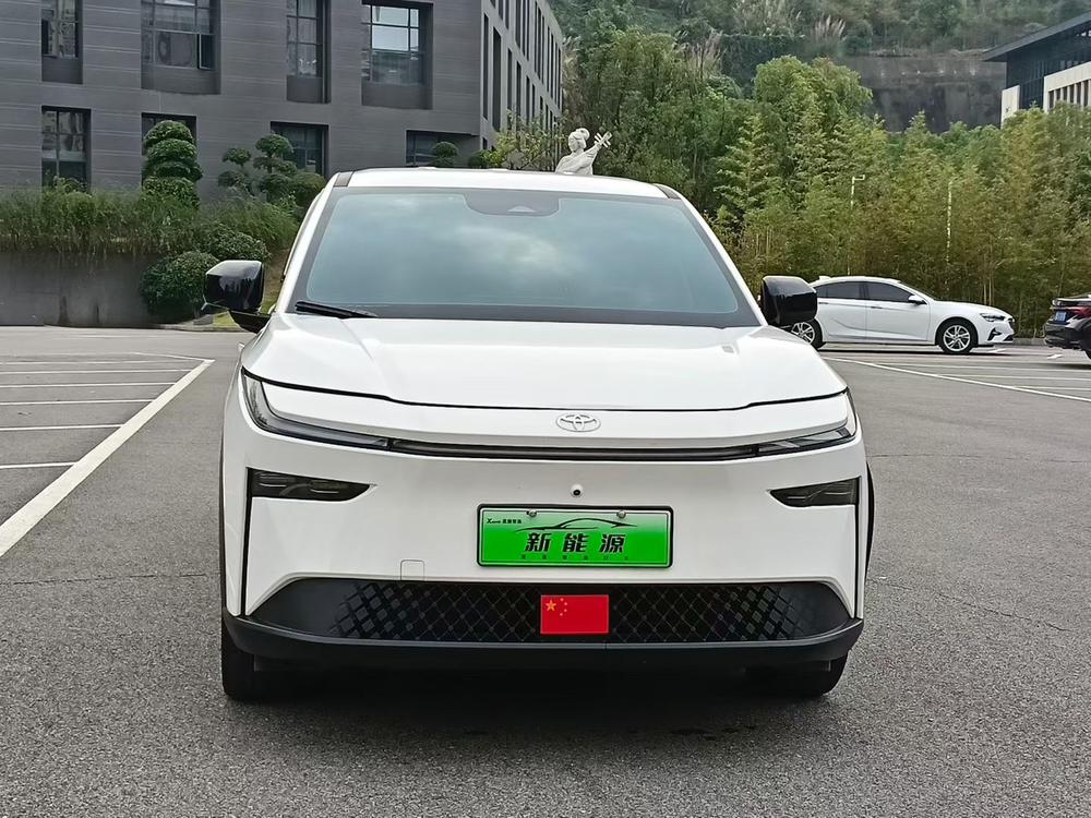 Toyota Bozhi 3X