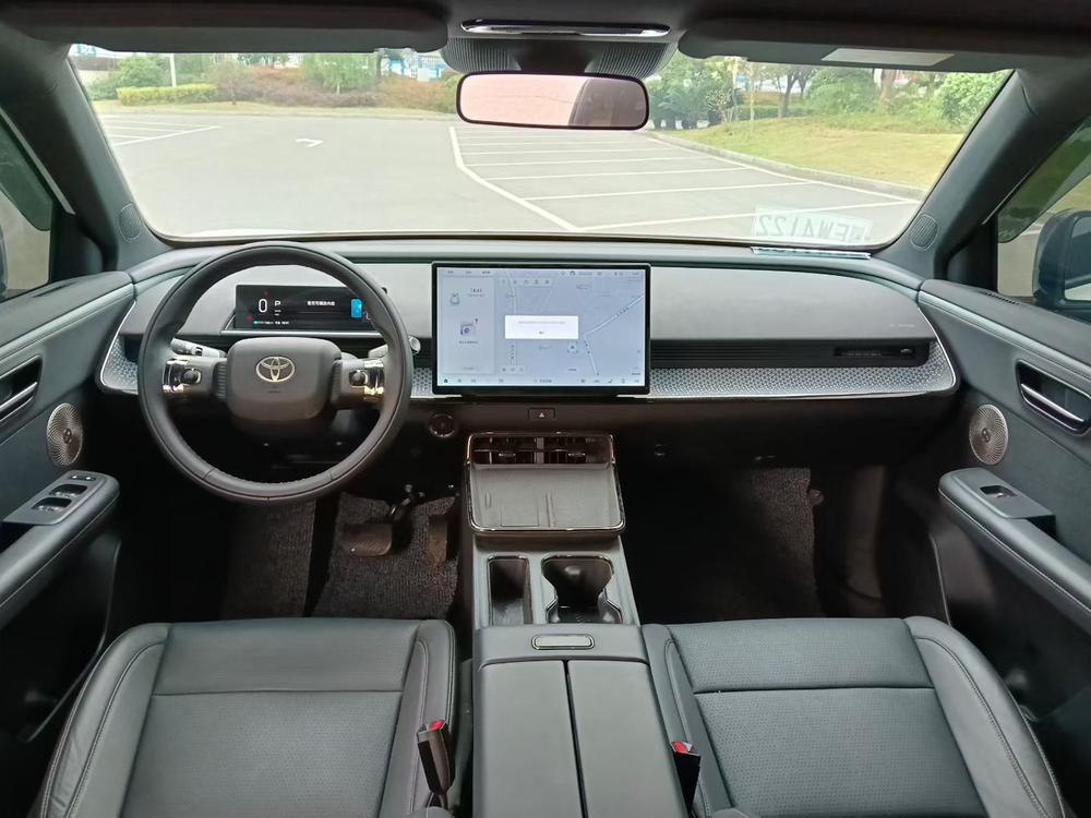 Toyota Bozhi 3X