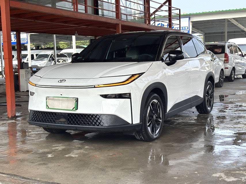 Toyota Bozhi 3X