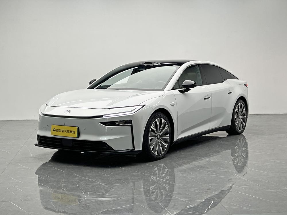 Toyota Bozhi 7